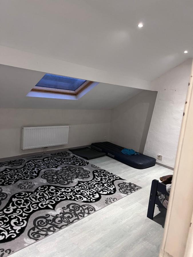 Grande Maison Avec Plusieurs Chambres A Louer Λιέγη Εξωτερικό φωτογραφία